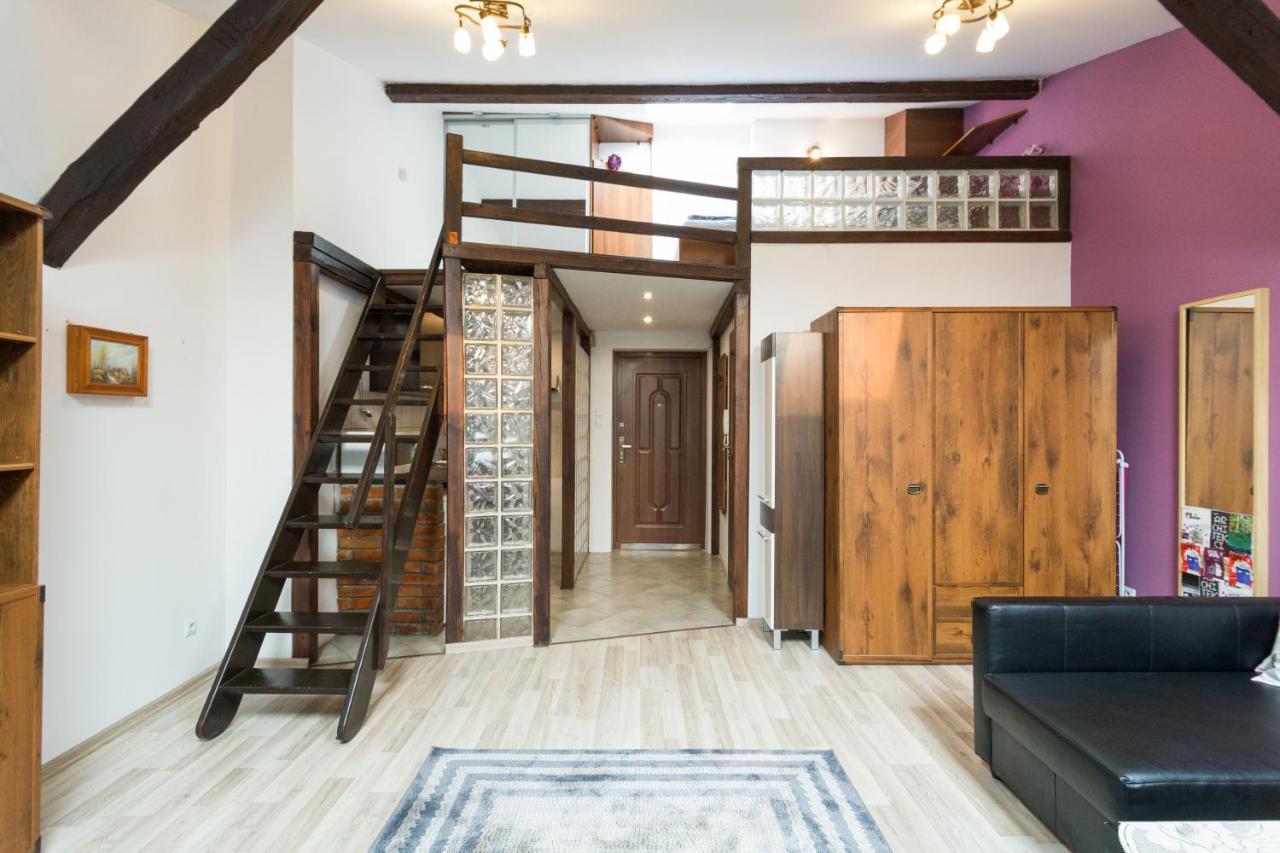 Gorgeous Loft In Perfect Location! Apartment Krasków Exterior foto