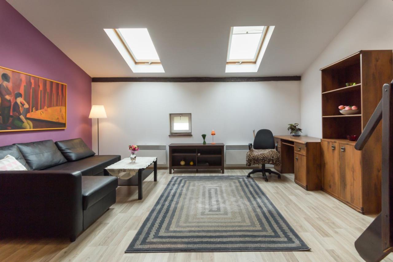 Gorgeous Loft In Perfect Location! Apartment Krasków Exterior foto