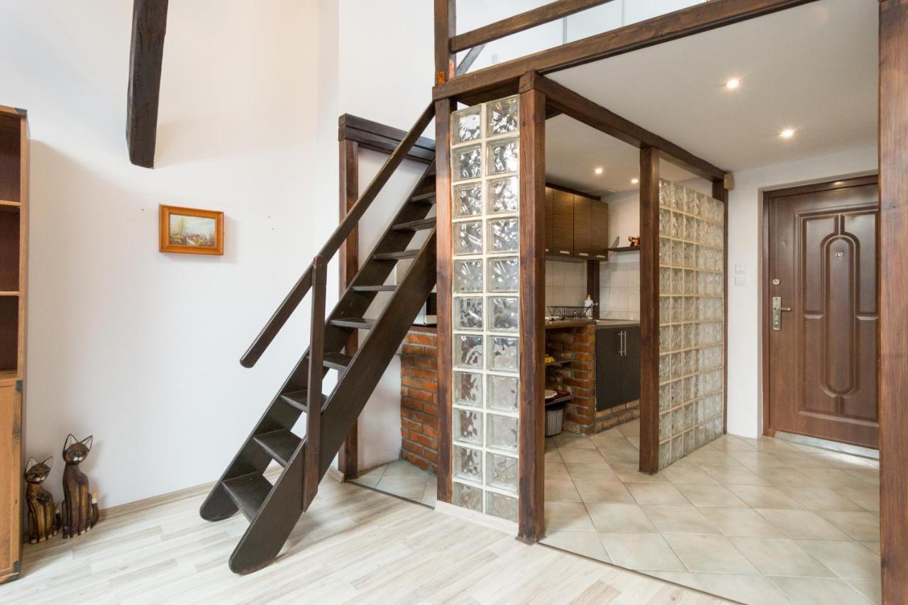 Gorgeous Loft In Perfect Location! Apartment Krasków Exterior foto