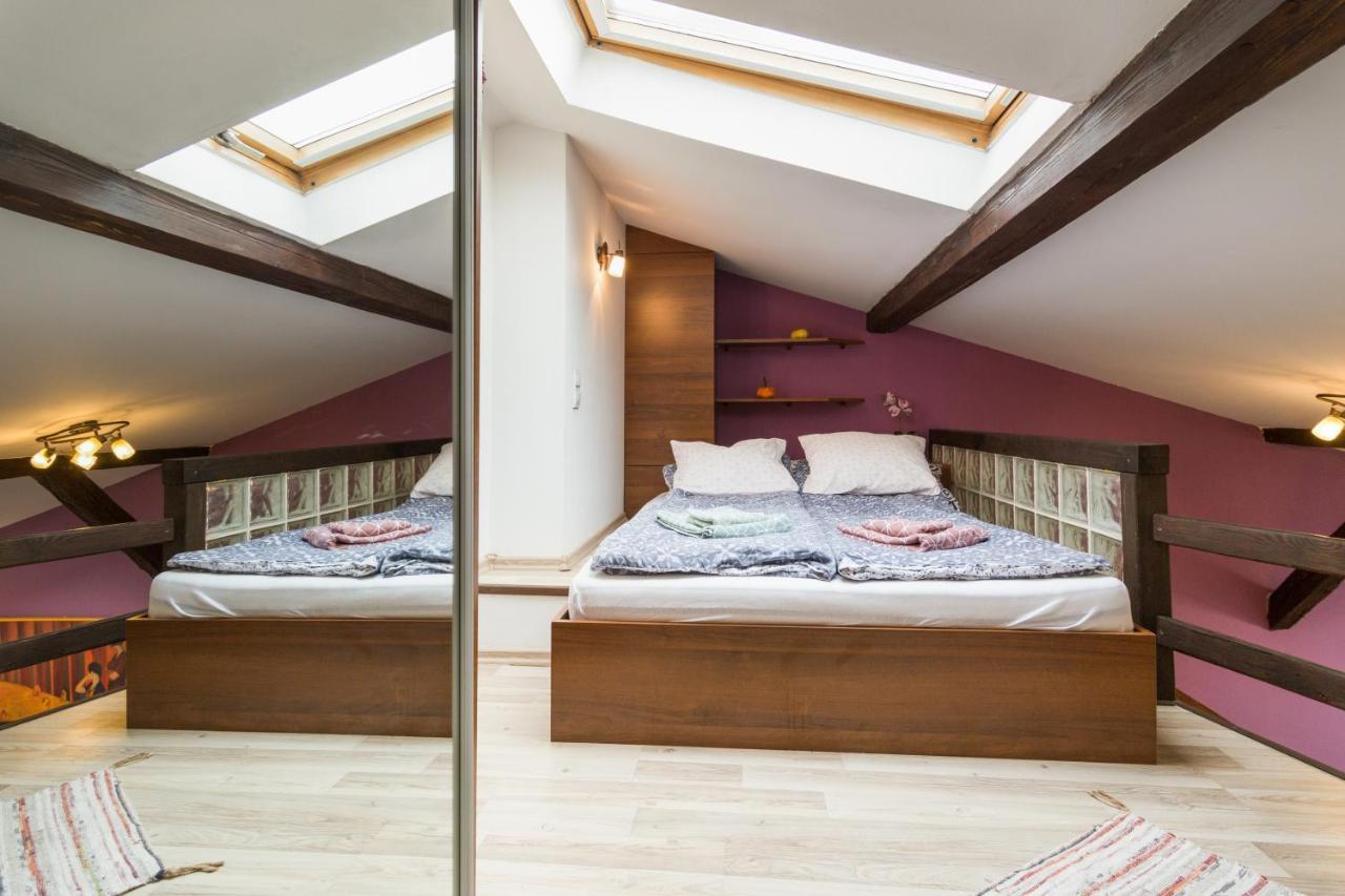 Gorgeous Loft In Perfect Location! Apartment Krasków Exterior foto
